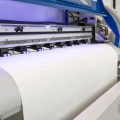 Jak skutecznie wykorzystać druk na folii termotransferowej w projektach