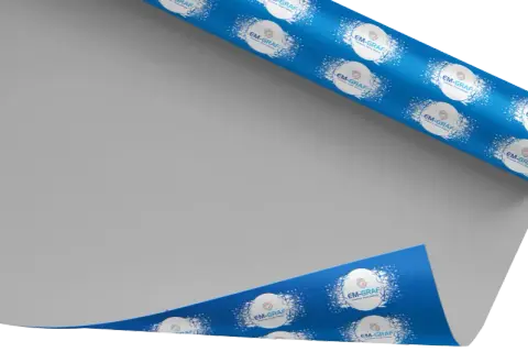 Jak druk na folii samoprzylepnej zmienia Twoje projekty reklamowe