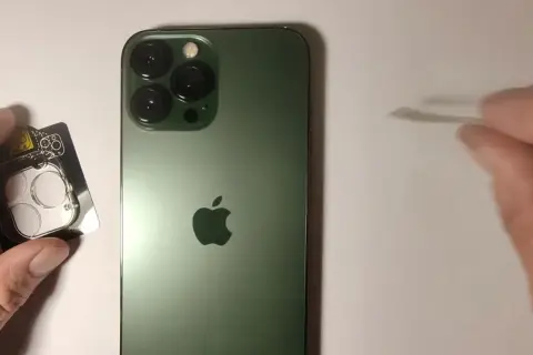 Jak zdjąć szkło hartowane z aparatu iPhone bez uszkodzeń ekranu