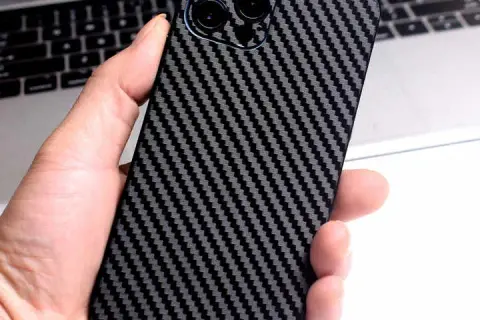 Najlepsze folie druk iPhone: jak chronić ekran przed zniszczeniem